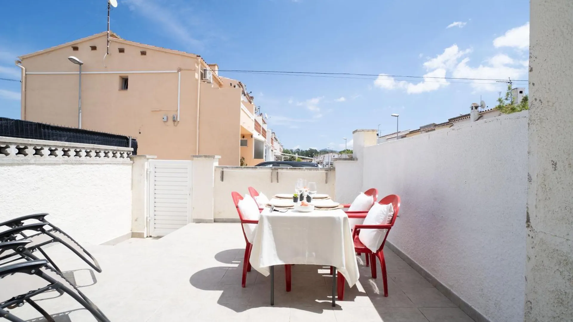 Goldhome - Byblos - Casa Con Piscina Comunitaria Empuriabrava 0*,