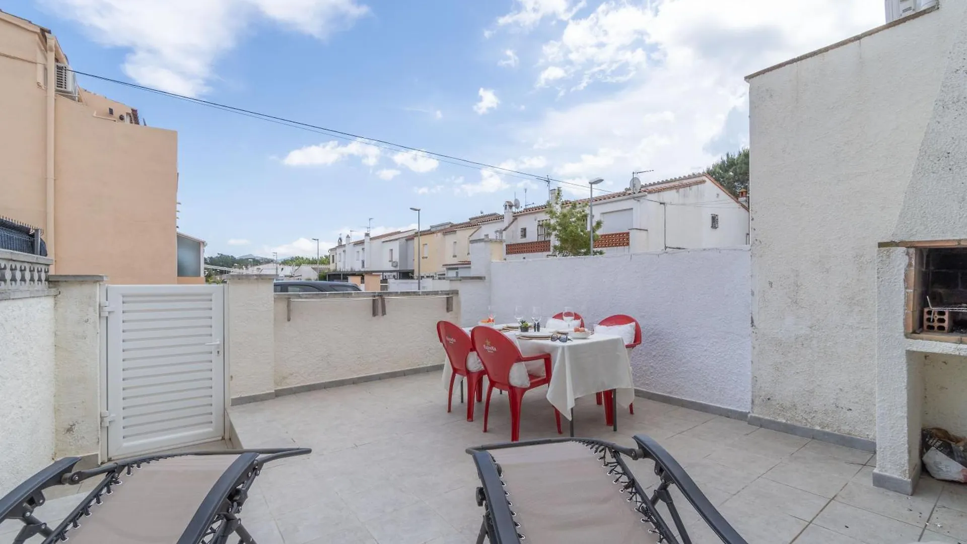 Goldhome - Byblos - Casa Con Piscina Comunitaria Empuriabrava Casa vacanze